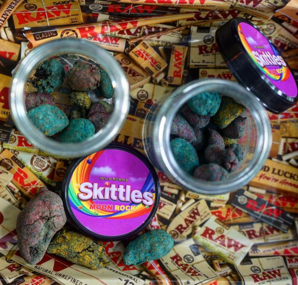 Skittles Moon Rocks Online - Image 2